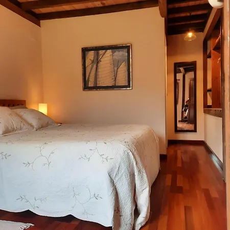 La Casina Del Pintor Robledo