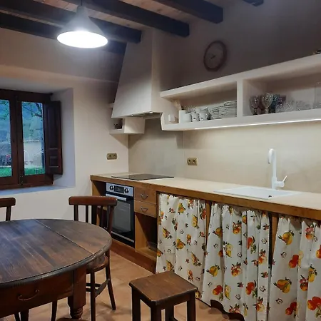 Holiday home La Casina Del Pintor Robledo (Asturias)